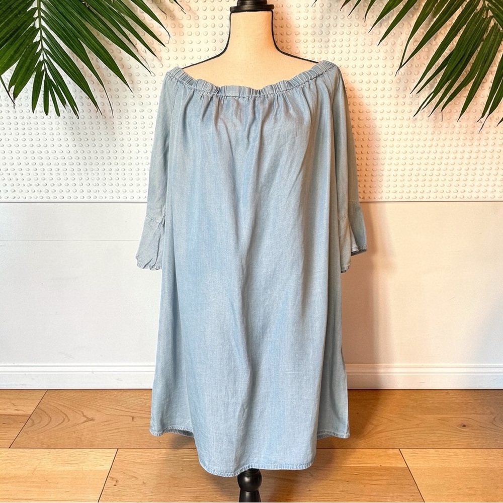 Forever 21+ Off-Shoulder Chambray Dress | Light Wash Denim Look | Size 1X | NWT - Picture 2 of 16